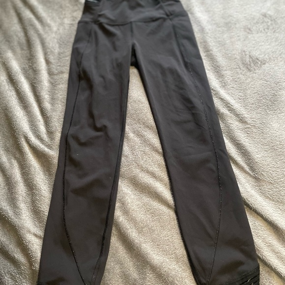 Black Lululemon leggings - Picture 1 of 4